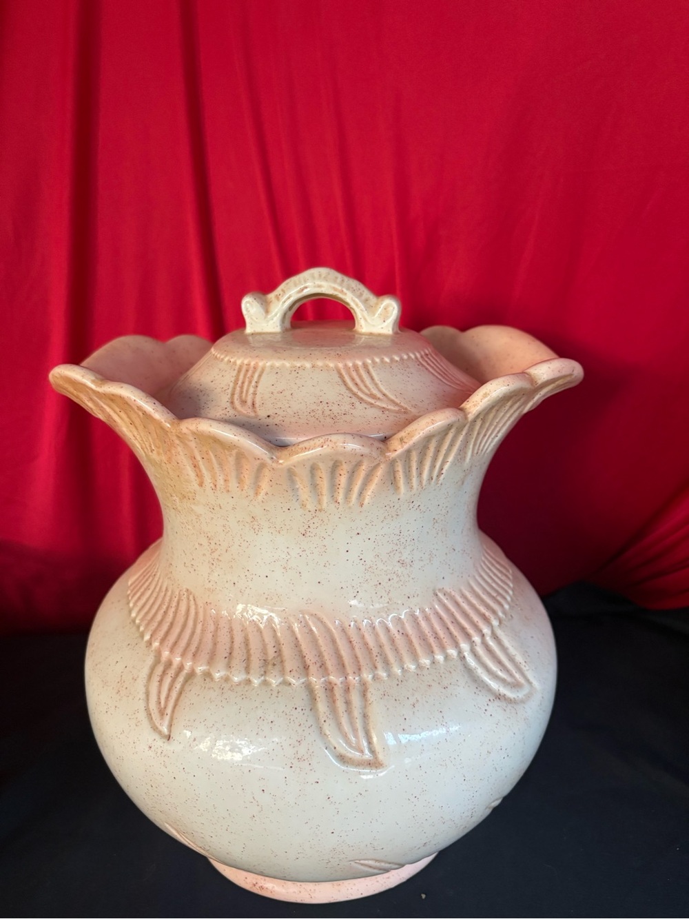 Handcrafted Ceramic Scalloped Cookie jar in Cream and Pink